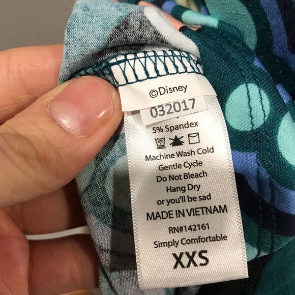 LuLaRoe Disney Minnie Mouse Irma top - Picture 5 of 7